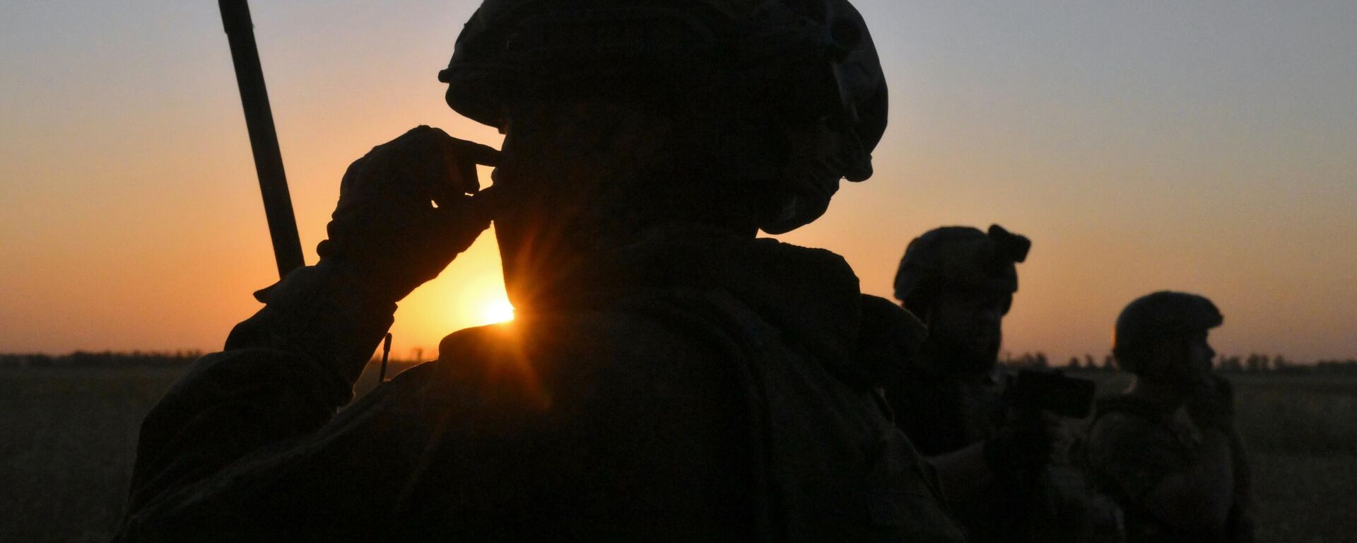 Военнослужащие расчета РСЗО 9К55 Град-1 группировки войск Центр на Красноармейском направлении специальной военной операции в ДНР - Sputnik Абхазия, 1920, 01.02.2026