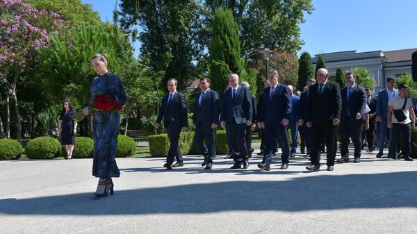 Память погибших в Отечественной войне народа Абхазии 1992-1993 годов почтили в Сухуме - Sputnik Аҧсны