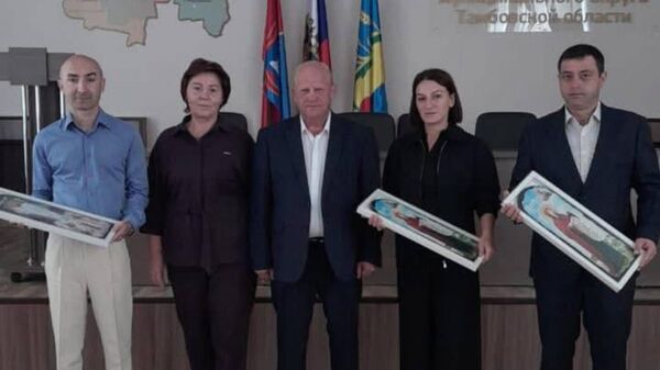 Делегация администрации Галского района приняла участие в гострофестивале Фруктовый вернисаж в Тамбовской области - Sputnik Абхазия