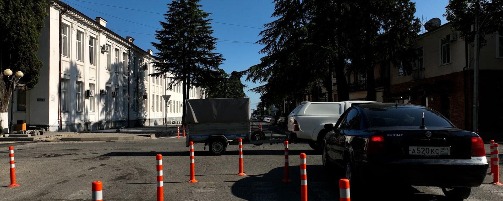 Перекресток Пушкина и Проспекта Мира  - Sputnik Абхазия, 1920, 23.08.2025