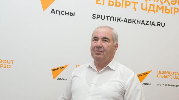 Аԥсны ахьыԥшымра жәларбжьаратәи азхаҵара: Апарламент ԥасатәи аиҳабы иҿцәажәара - Sputnik Аҧсны