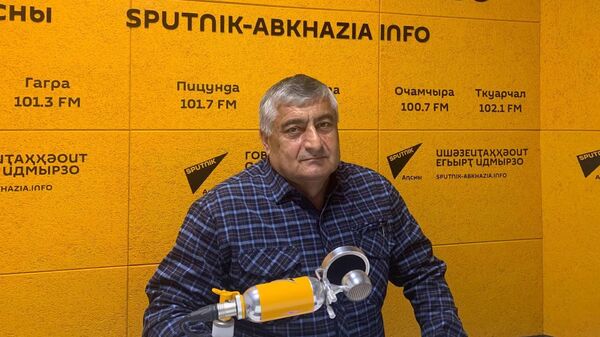 Главный четверг: Григорян о сельскохозяйственных итогах лета в Гулрыпше - Sputnik Абхазия