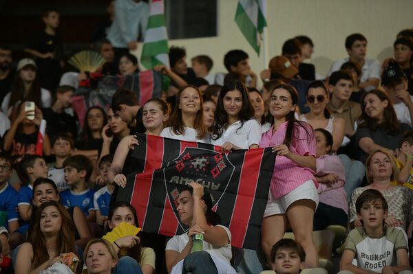 Аԥснытәи аспортсменцәа даара адгылара ӷәӷәа рыман ахәаԥшцәа рҟынтәи. - Sputnik Аҧсны