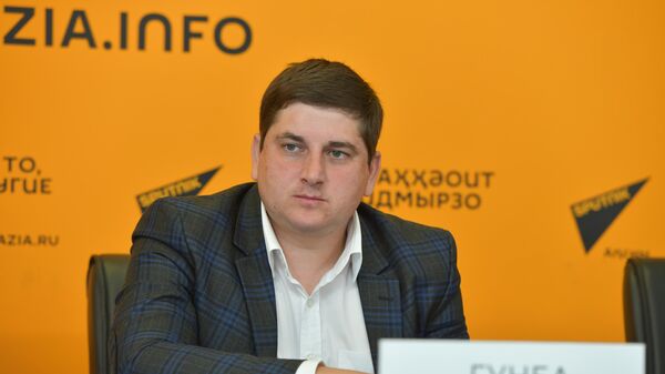 Тҟәарчалтәи акомедиатә театр сынтәа 70 шықәса ахыҵуеит - Sputnik Аҧсны