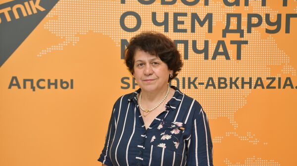 Поручения Президента Правительству: комментарий директора Института экономики - Sputnik Абхазия