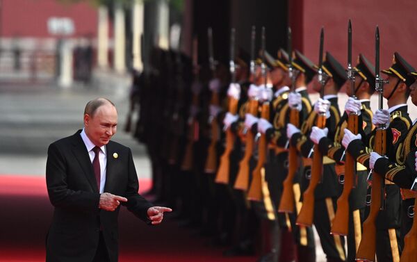 Путин аруаа раԥхьа. Путин аруаа раԥхьа. - Sputnik Аҧсны