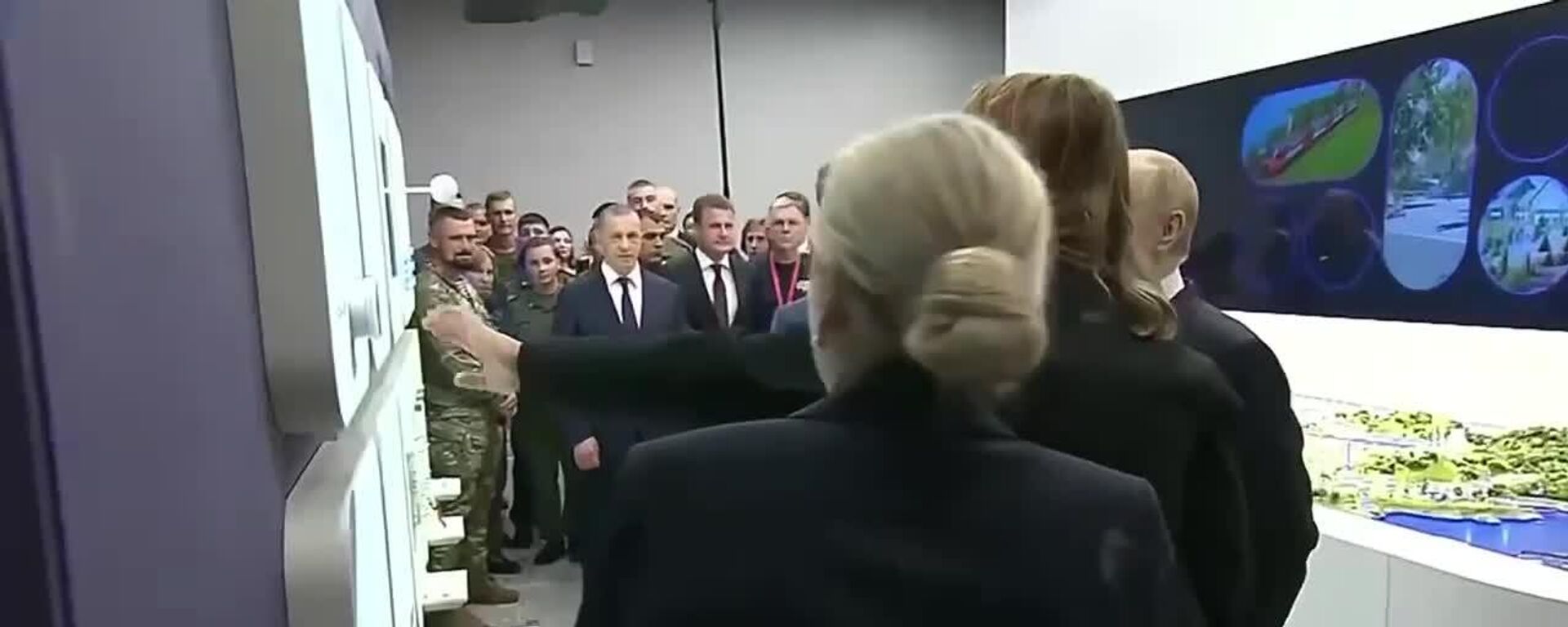 Гайз, эти траблы полный кринж - Sputnik Аҧсны, 1920, 04.09.2025