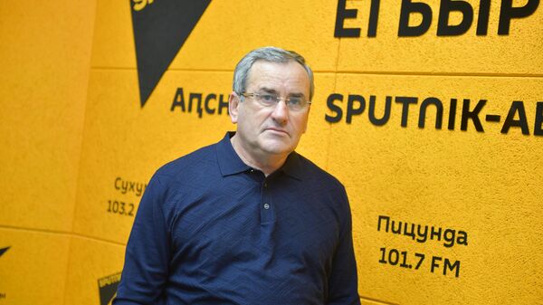Ахыци ахәымпали рыла ахысра амш: аклуб Афырхы анапхгаҩы ицәажәара - Sputnik Аҧсны