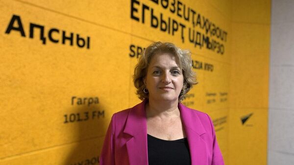 Школьные учебники: новинки и наличие - Sputnik Абхазия