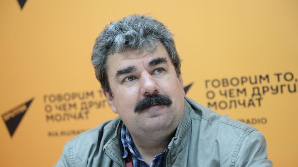 Леонков: с чем связаны рекордные комбинированные удары ВС РФ по Киеву - Sputnik Абхазия