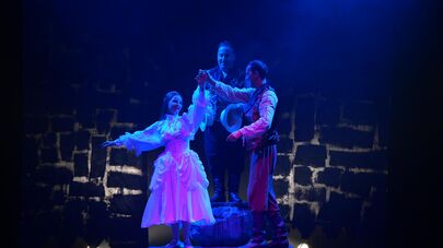 Премьера спектакля "Голый король" 