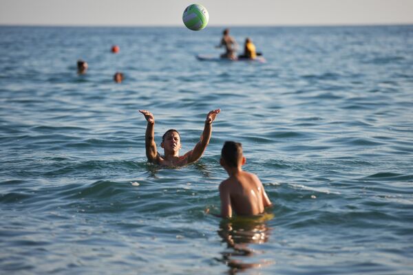 Сынтәатәи аԥхынра даара ишоуран, ареспублика асасцәа рызхара амра ацара рҽарҭеит ашықәс зегьы ирызхартә еиԥш. Сынтәатәи аԥхынра даара ишоуран, ареспублика асасцәа рызхара амра ацара рҽарҭеит ашықәс зегьы ирызхартә еиԥш. - Sputnik Аҧсны