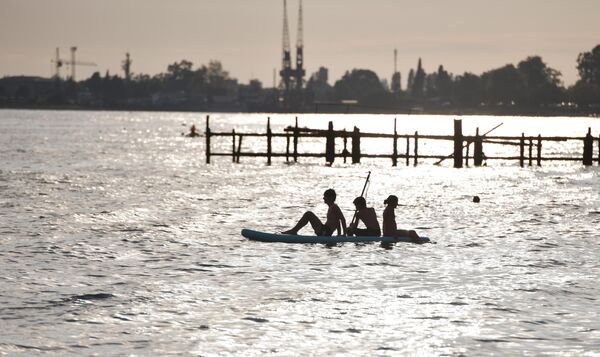 Амра аҭашәамҭаз аԥсшьацәа рцәаара асахьа амш хнаркәшоит. Амра аҭашәамҭаз аԥсшьацәа рцәаара асахьа амш хнаркәшоит. - Sputnik Аҧсны