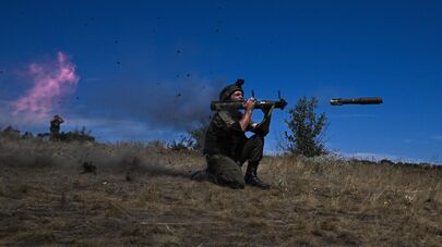 Отработка боевого слаживания военнослужащими 8-й разведывательной штурмовой бригады добровольческого корпуса Южной группировки войск в ЛНР
