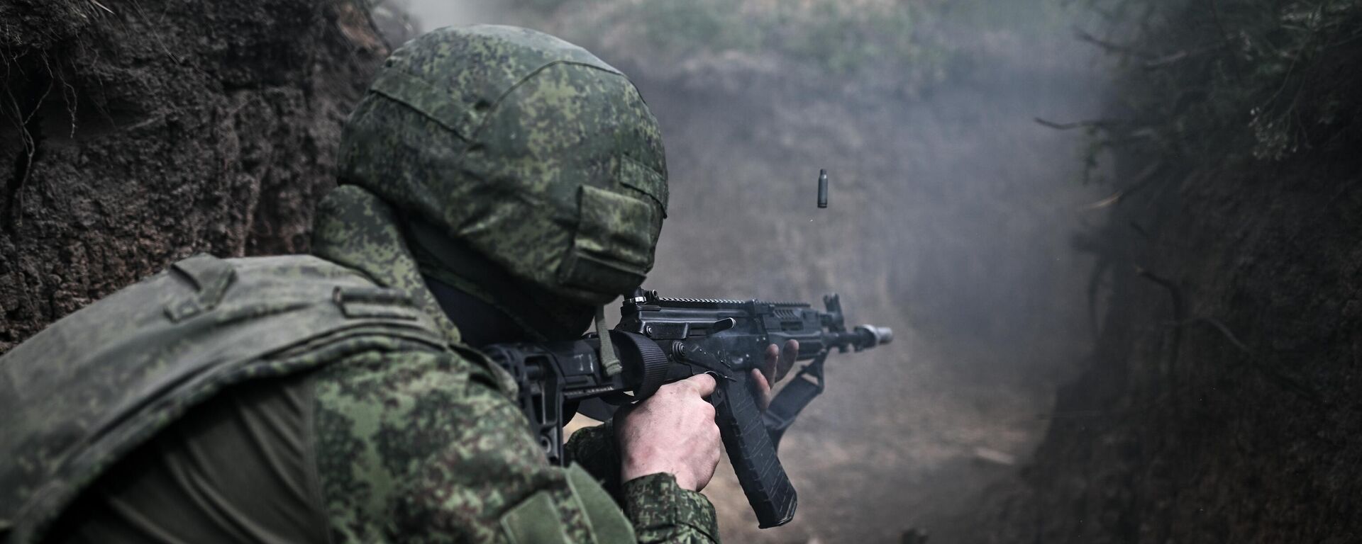 Боевое слаживание военнослужащих мотострелковой бригады группировки войск Север - Sputnik Абхазия, 1920, 27.10.2025