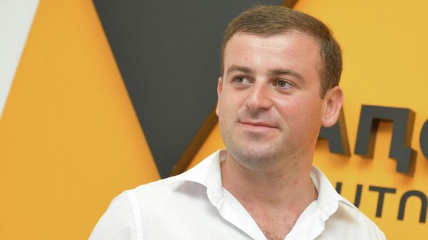 Габуниа дазааҭгылеит Аԥсны араионқәа рҿы иӡыргаз апроектқәа рлҵшәақәа  - Sputnik Аҧсны