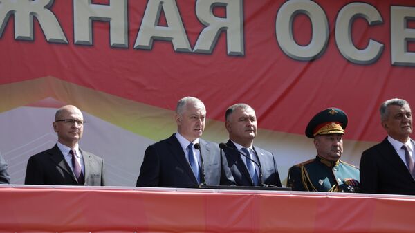 Военный парад к 35-летию Республики Южная Осетия - Sputnik Аҧсны