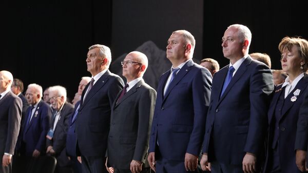 Сергей Кириенко на торжественном собрании к 35-летию Республики Южная Осетия - Sputnik Абхазия