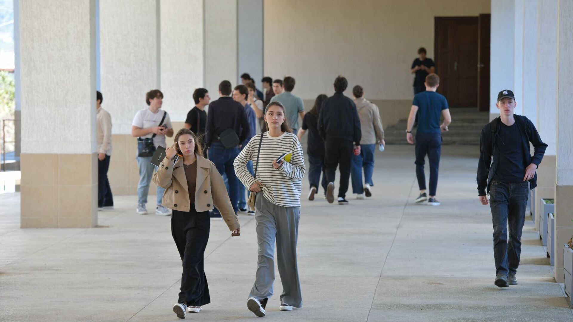 Студенты в АГУ Студенты в АГУ - Sputnik Абхазия, 1920, 04.03.2026