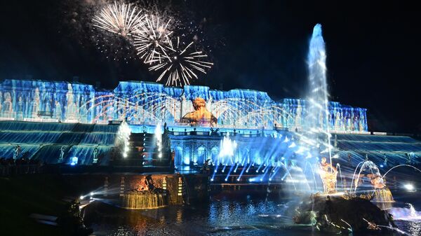 Осенний фестиваль фонтанов Петергоф. Возрождение - Sputnik Абхазия