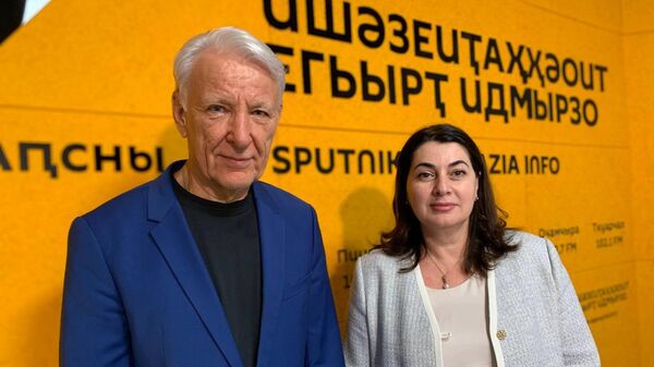 Памяти первого президента: о программе II Абхазской юридической недели рассказали в Sputnik - Sputnik Абхазия