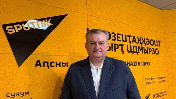 Поручения Президента Минздраву: интервью с главой ведомства - Sputnik Абхазия