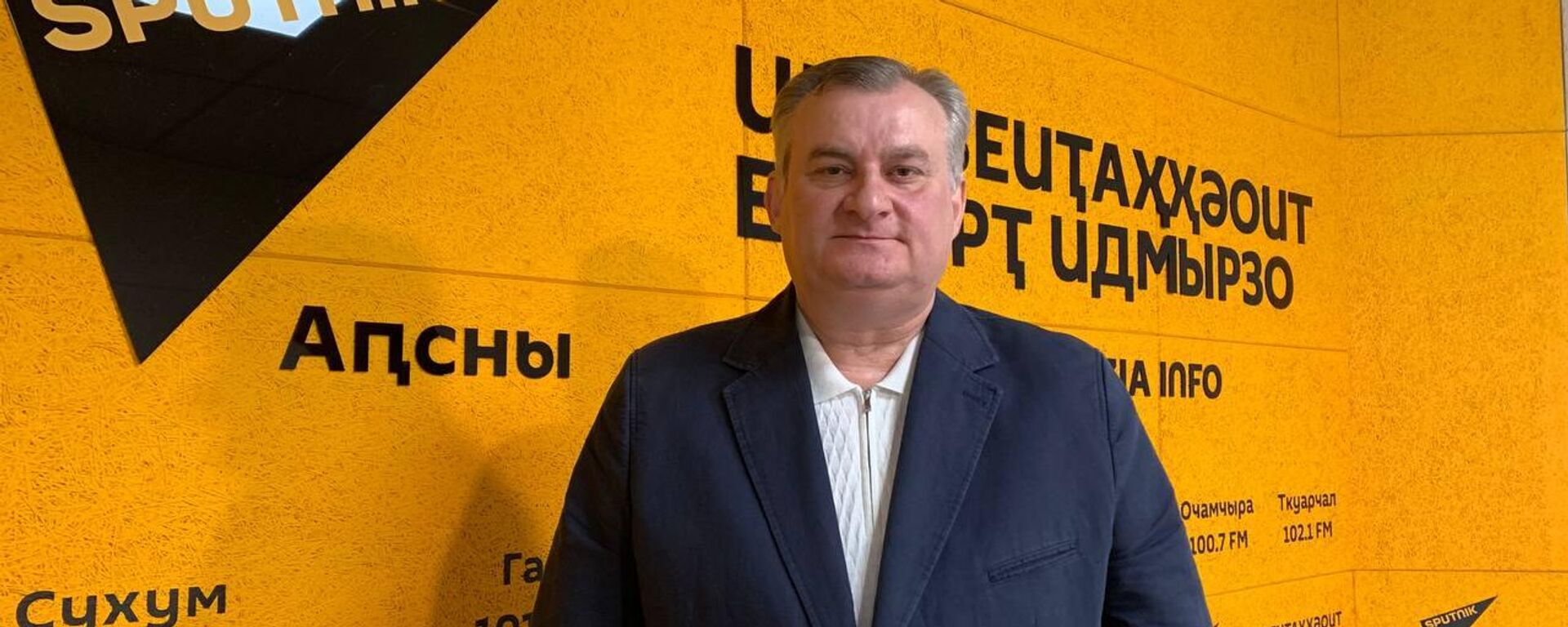 Развивать и модернизировать: как изменится медицина в Абхазии - Sputnik Абхазия, 1920, 24.09.2025