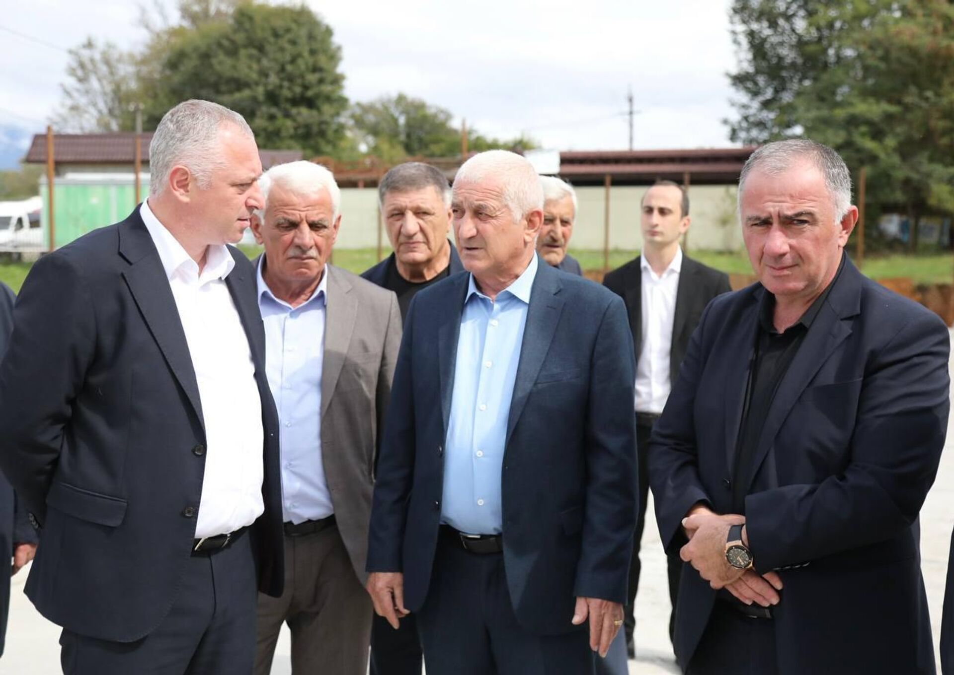 Площадка для мини-футбола появится во дворе лыхненской школы Площадка для мини-футбола появится во дворе лыхненской школы - Sputnik Абхазия, 1920, 28.09.2025