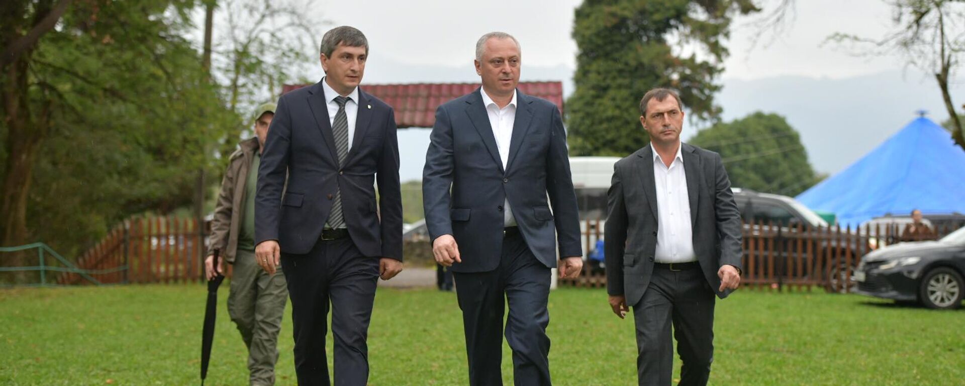 Бадра Гунба посетил скачки в Мыку - Sputnik Аҧсны, 1920, 29.09.2025