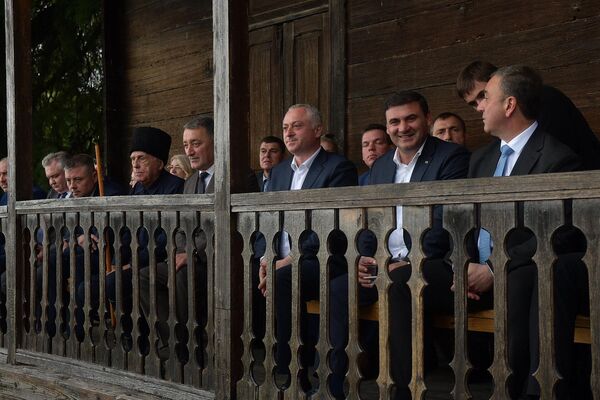 Сегодня мероприятие посетили глава государства Бадра Гунба, вице-президент Беслан Бигвава и премьер-министр Владимир Делба. - Sputnik Абхазия