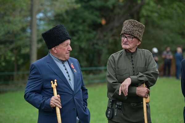 Аҽтәы спортхәмаррақәа аԥсуа жәлар жәытә аахыс ртрадициақәа ирыхәҭакуп. Аҽтәы спортхәмаррақәа аԥсуа жәлар жәытә аахыс ртрадициақәа ирыхәҭакуп. - Sputnik Аҧсны