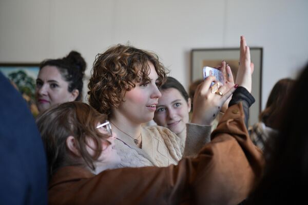 Абылра ашьҭахь еиҭашьақәыргылоу Аԥсны асахьаҭыхыҩцәа Реидгыла ацәыргақәҵатә зал аартуп Абылра ашьҭахь еиҭашьақәыргылоу Аԥсны асахьаҭыхыҩцәа Реидгыла ацәыргақәҵатә зал аартуп - Sputnik Аҧсны