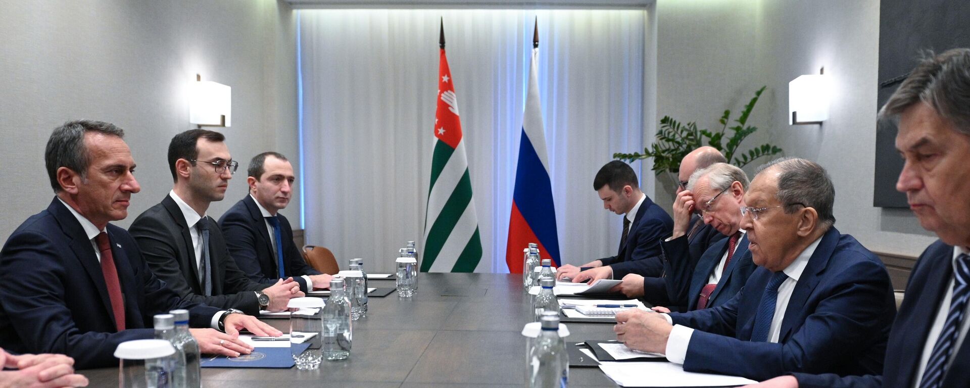 Встреча глав МИД РФ, Абхазии и Южной Осетии - Sputnik Аҧсны, 1920, 01.10.2025