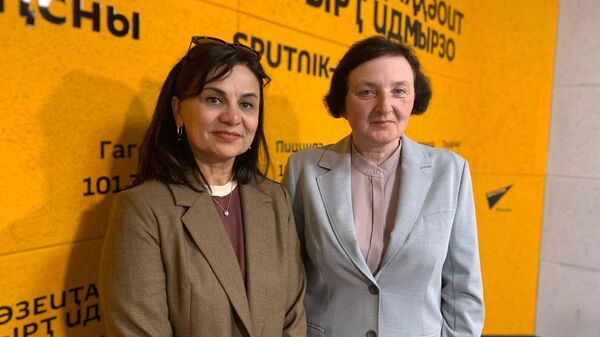 Роль женщины в Абхазии: Касландзия и Гучетль рассказали о результатах соцопроса  - Sputnik Абхазия