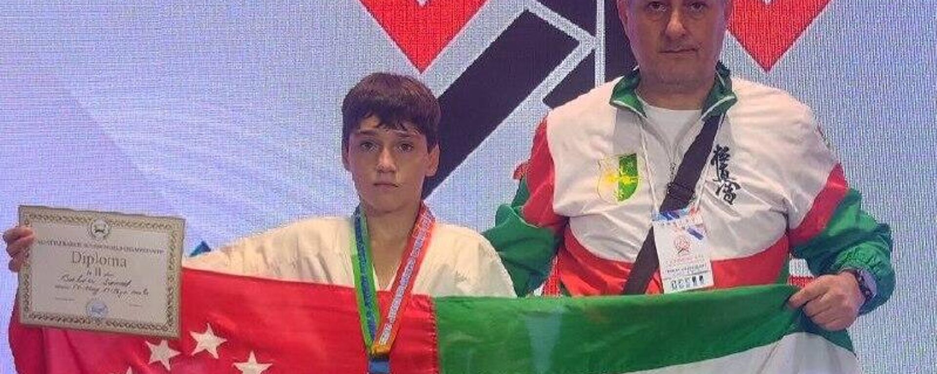 Спортсмен из Абхазии Самед Бабаев завоевал серебро на первенстве мира по всестилевому каратэ - Sputnik Абхазия, 1920, 08.10.2025