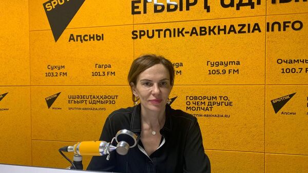 Аԥснытәи аделегациа Санкт-Петербургтәи акреативтә економиказы Жәларбжьаратәи аконференциаҿы - Sputnik Аҧсны