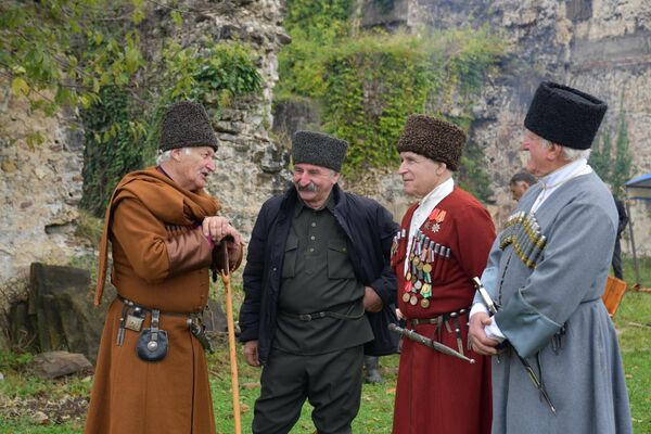 Ирацәаҩын амилаҭтә маҭәала зҽеилаҳәан аныҳәахь иааз. Ирацәаҩын амилаҭтә маҭәала зҽеилаҳәан аныҳәахь иааз. - Sputnik Аҧсны