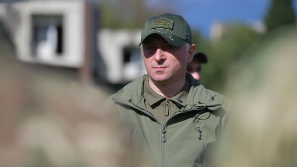 Президент Абхазии Бадра Гунба провел смотр готовности резервистов Гудаутского района в рамках оперативно-тактических учений Генштаба ВС. - Sputnik Абхазия