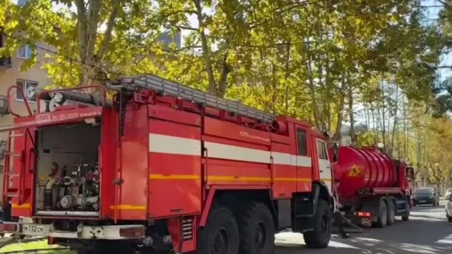 Коммунальщики начали очистку дренажных систем в Агудзере Коммунальщики начали очистку дренажных систем в Агудзере - Sputnik Абхазия, 1920, 18.10.2025