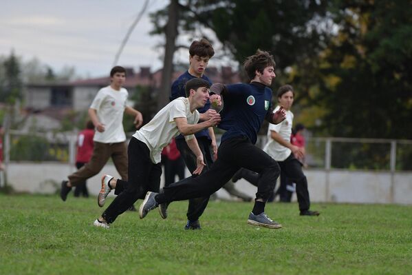 Он открылся на Республиканском стадионе. - Sputnik Абхазия