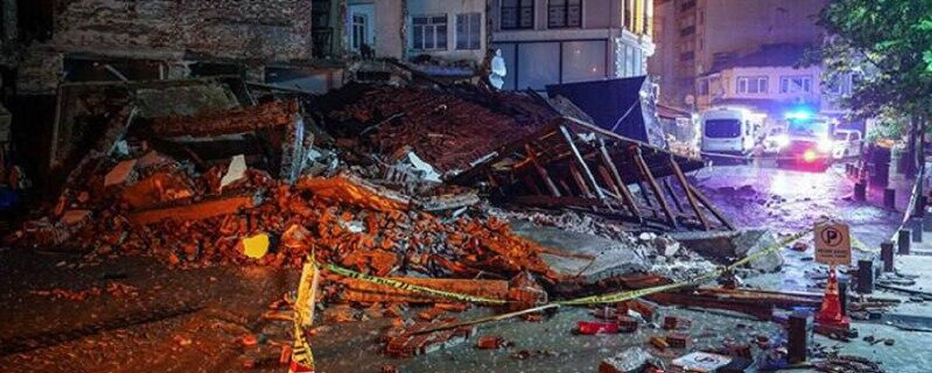 Землетрясение магнитудой 6,1 произошло на западе Турции - Sputnik Абхазия, 1920, 28.10.2025