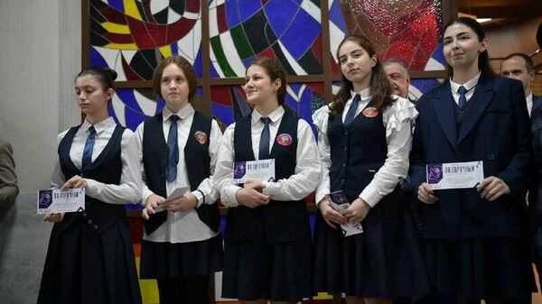 Десять учеников пицундских школ приглашены на Неделю атомной моды в Москве - Sputnik Абхазия