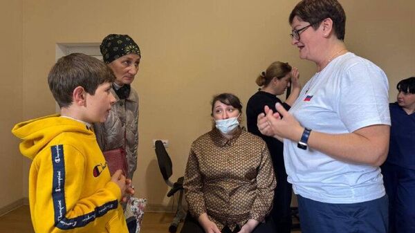 Более 40 детей с ОВЗ прошли консультации абхазских и российских врачей в Гале - Sputnik Абхазия