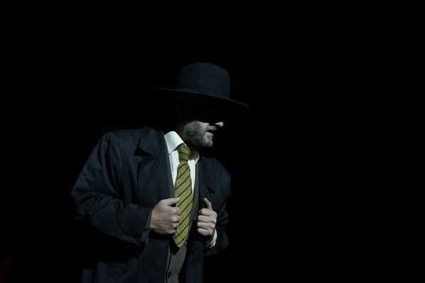 Пьеса &quot;Чайка&quot; была впервые показана в 1896 году в Александринском театре и не вызвала успеха — спектакль провалился, вызвав жестокую критику. Это стало большим разочарованием для Чехова. - Sputnik Абхазия