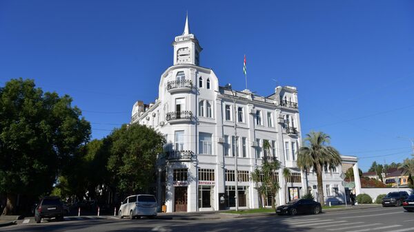 Здание администрации г.Сухум - Sputnik Абхазия