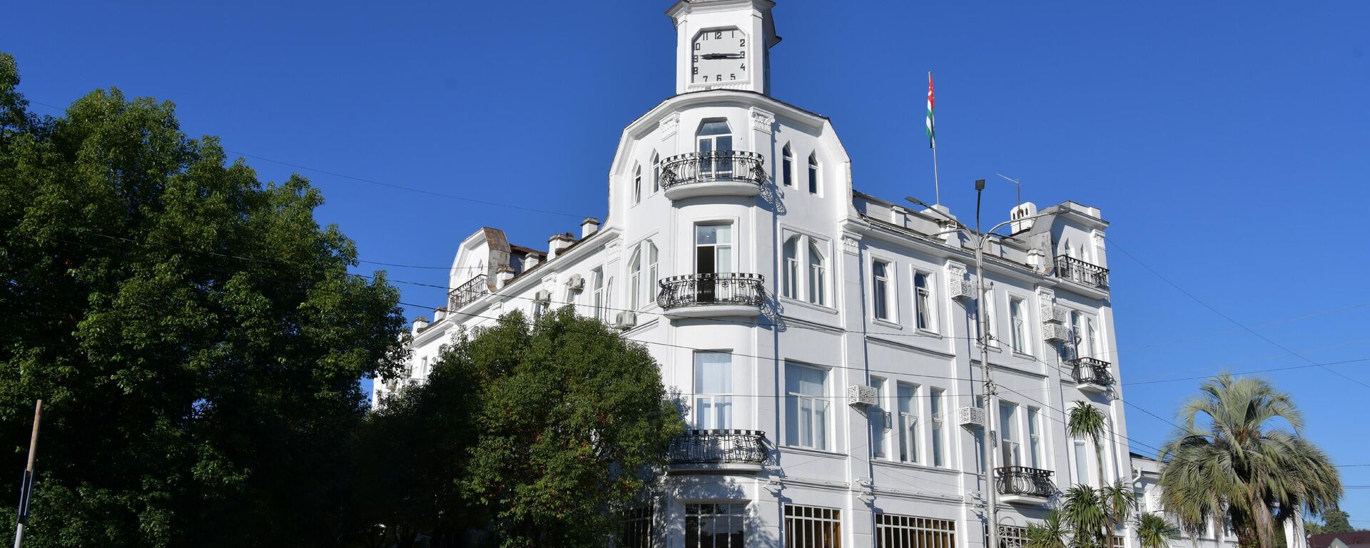 Здание администрации г.Сухум - Sputnik Абхазия, 1920, 20.01.2026