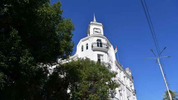 Здание администрации г.Сухум - Sputnik Абхазия