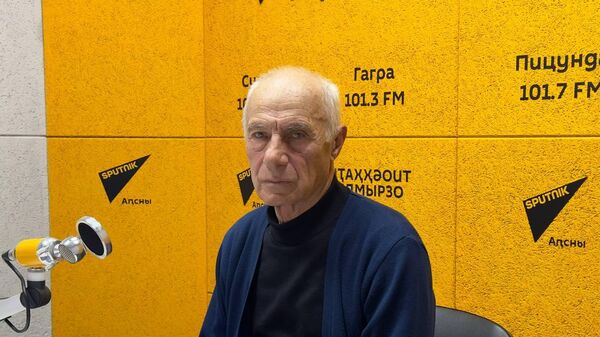 Тҟәарчалтәи атеатр 70 шықәса ахыҵит: иаԥсҭазаашьоу еилаҳкаауеит - Sputnik Аҧсны