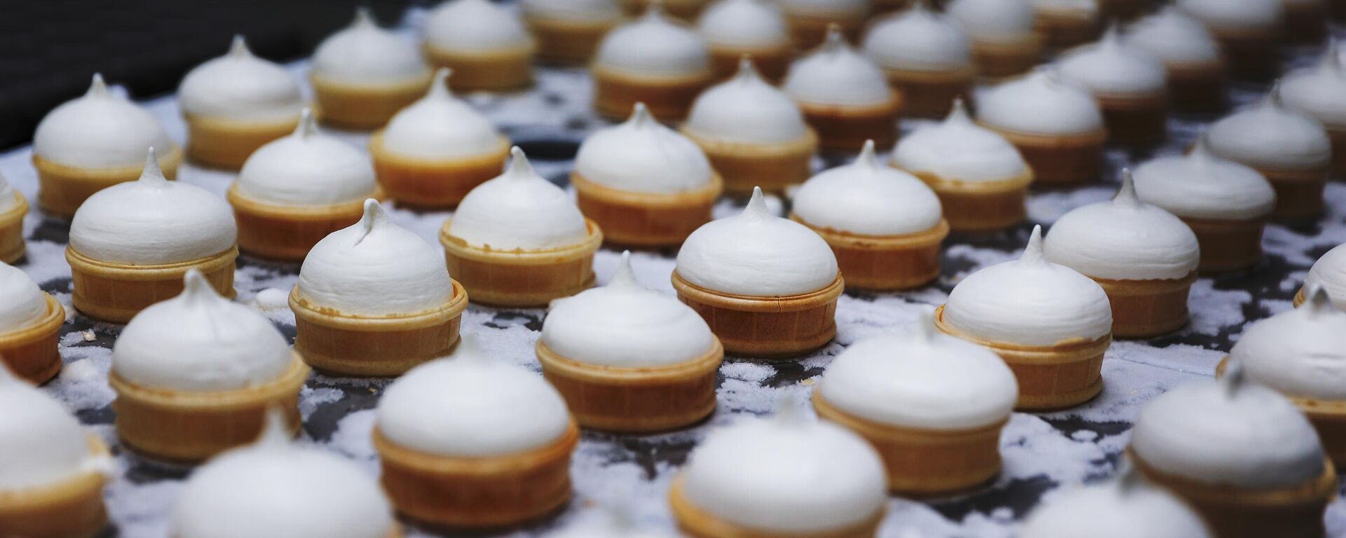 Производство мороженого Коровка из Кореновки в Краснодарском крае - Sputnik Абхазия, 1920, 05.11.2025