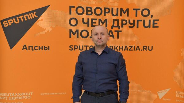 Вахтангов ихьӡ зху атеатр Аԥсны: акультуратә ԥстазааразы аҵакы ҳалацәажәоит - Sputnik Аҧсны